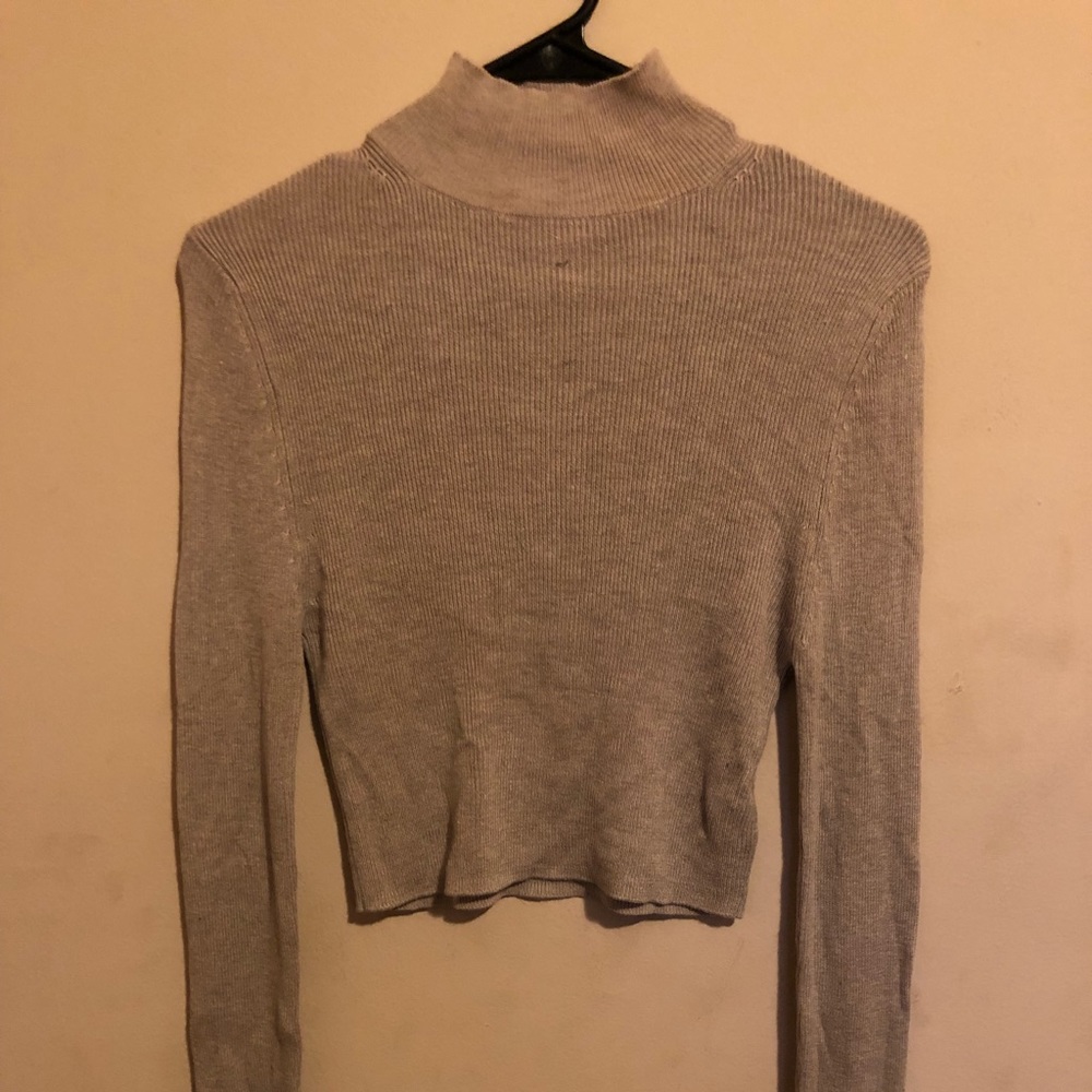 Cropped sweater